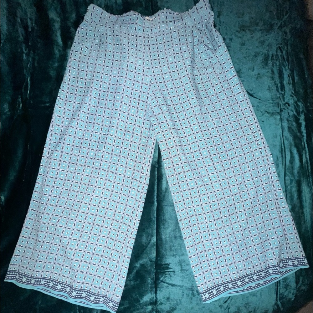 Max Studio cropped wide leg pants